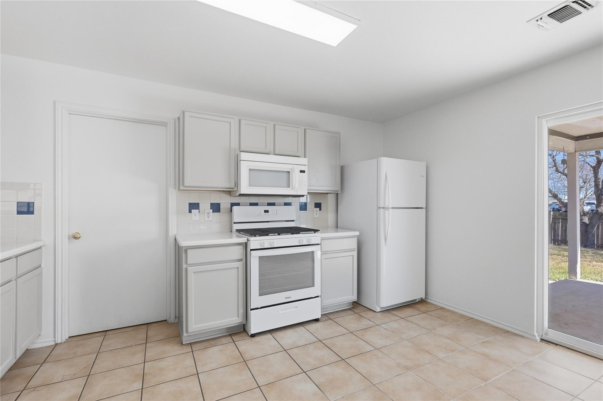 160 Orion Cv, Kyle, TX 78640