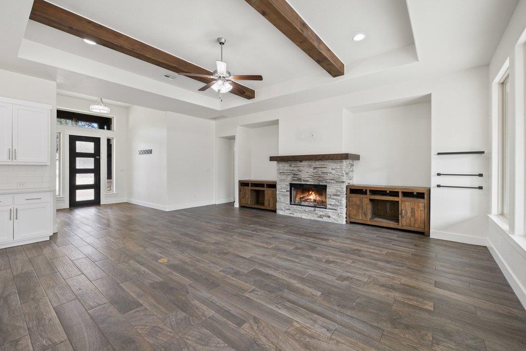 137 Chickasaw Plum Dr, Leander, TX 78641