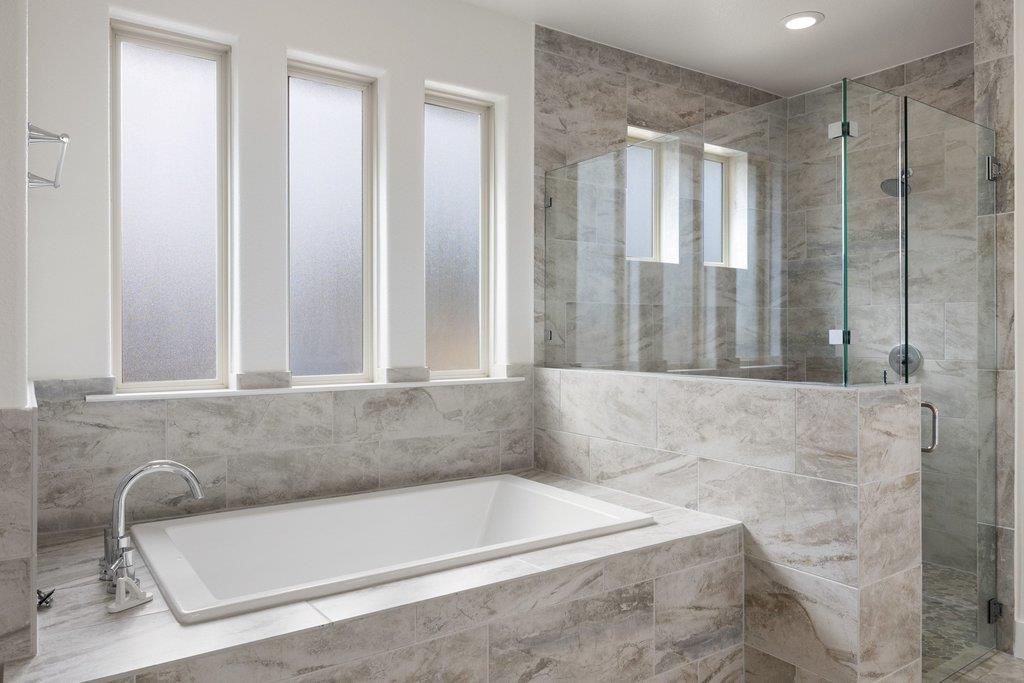 137 Chickasaw Plum Dr, Leander, TX 78641