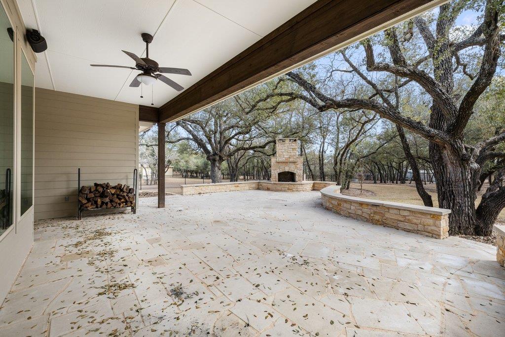 137 Chickasaw Plum Dr, Leander, TX 78641