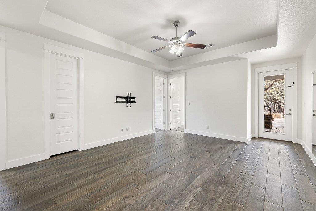 137 Chickasaw Plum Dr, Leander, TX 78641