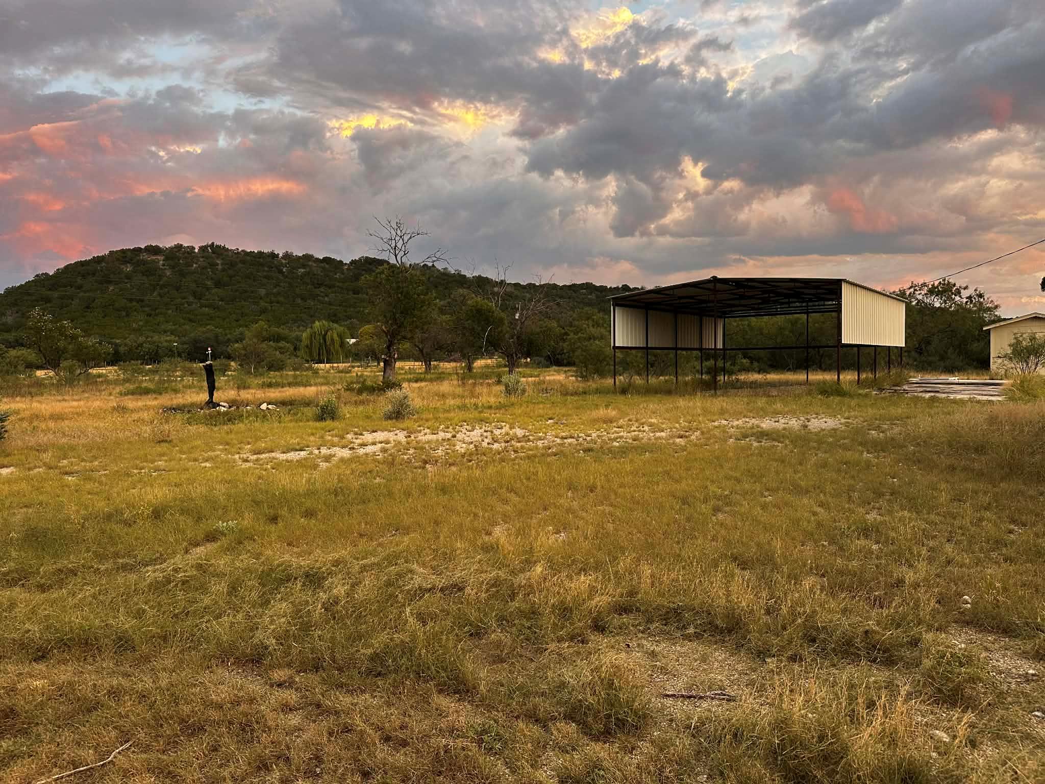 810 KC 271, Junction, TX 76849