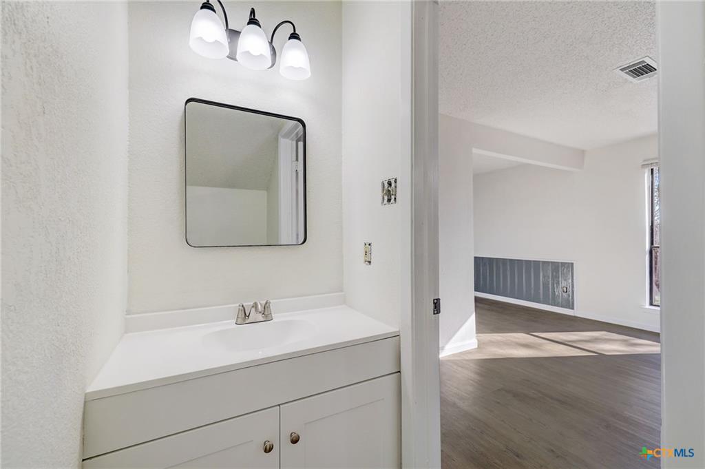 3413 Victoria Cir, Killeen, TX 76543