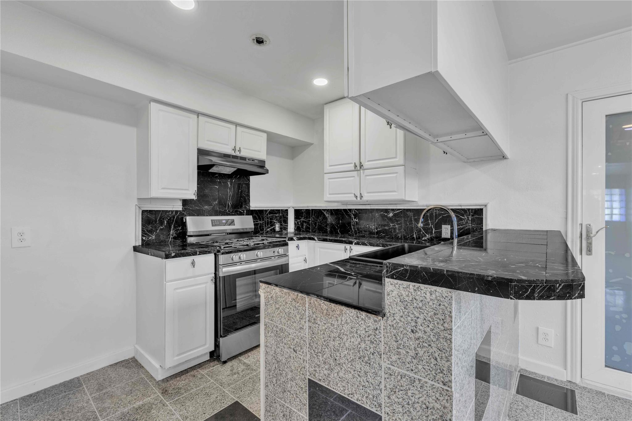 5210 Woodrow Ave # B, Austin, TX 78756