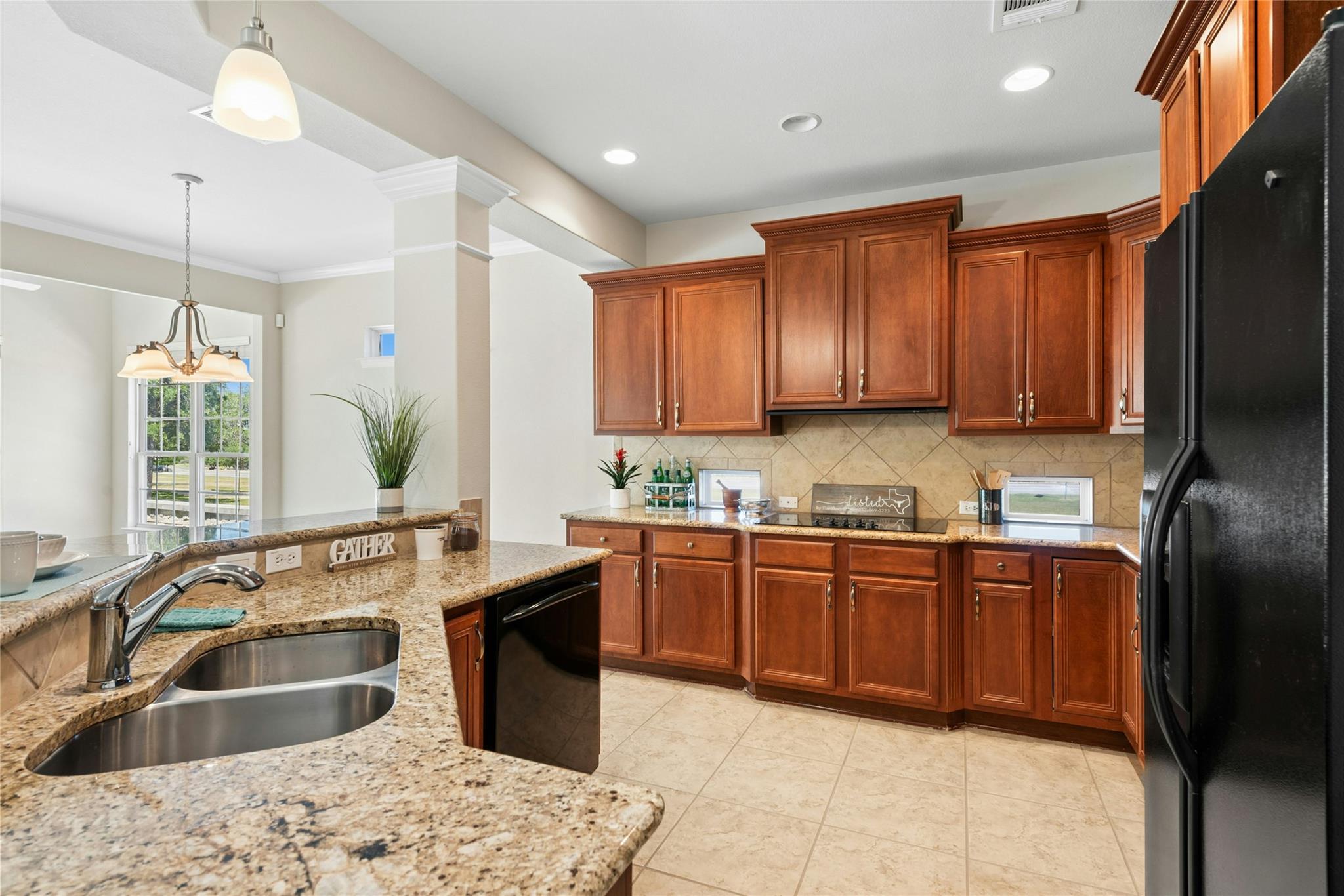 405 Fieldstone Dr, Georgetown, TX 78633