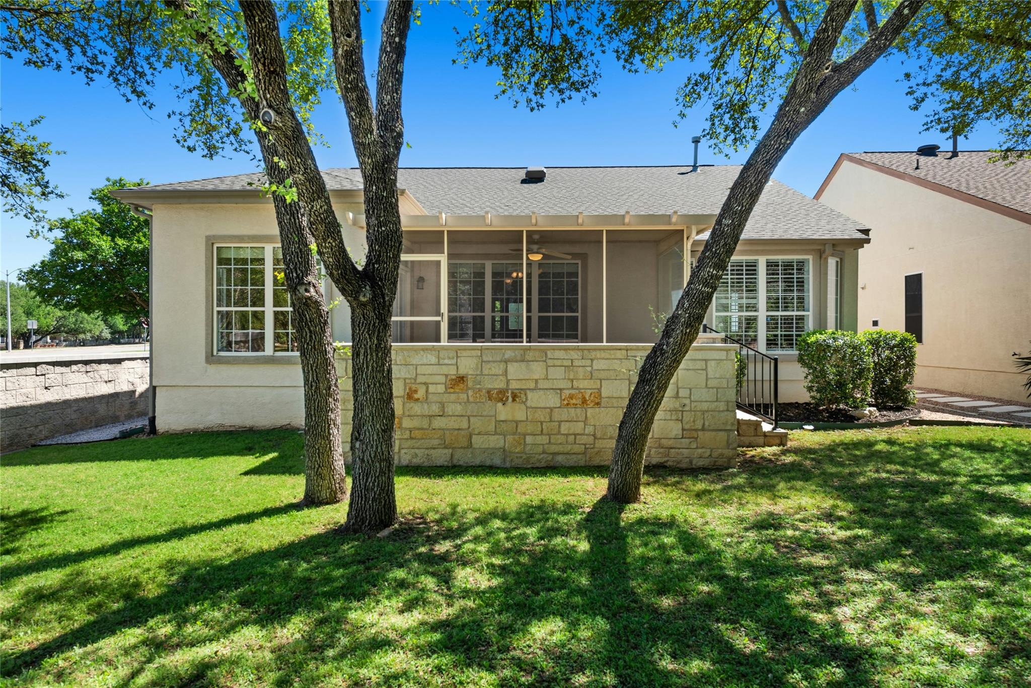 405 Fieldstone Dr, Georgetown, TX 78633