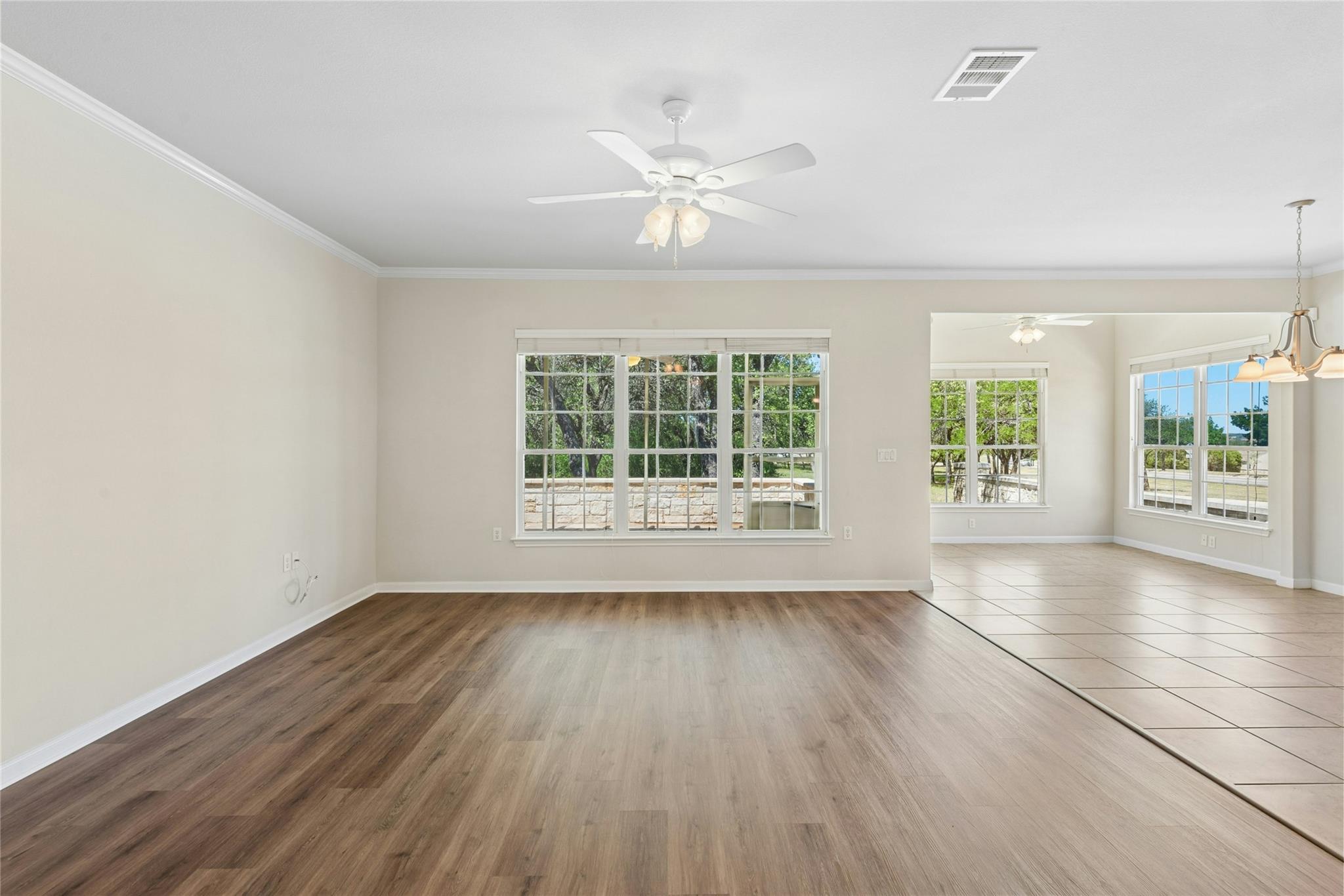 405 Fieldstone Dr, Georgetown, TX 78633