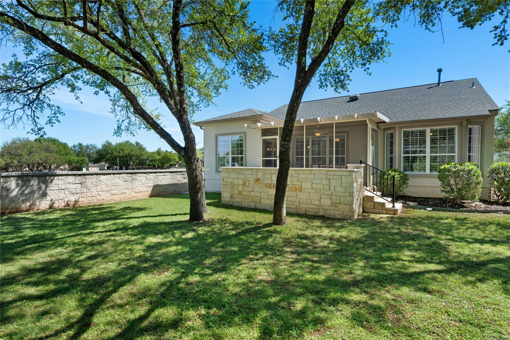 405 Fieldstone Dr, Georgetown, TX 78633