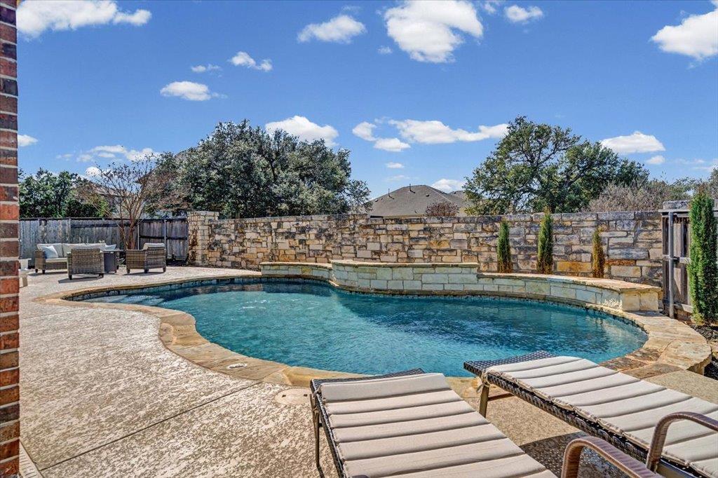 2620 Granite Hill Dr, Leander, TX 78641