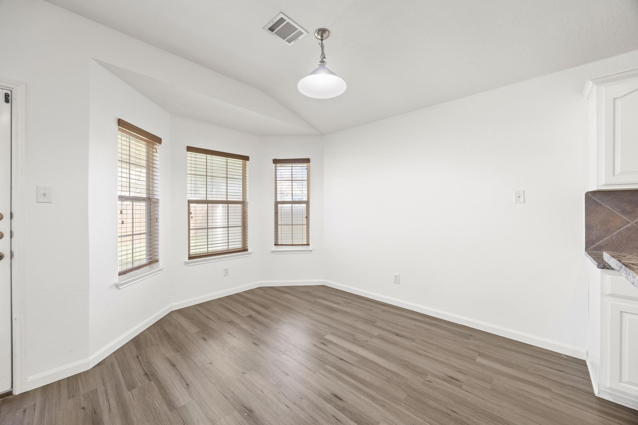 1306 Lou Gehrig Ln, Round Rock, TX 78665