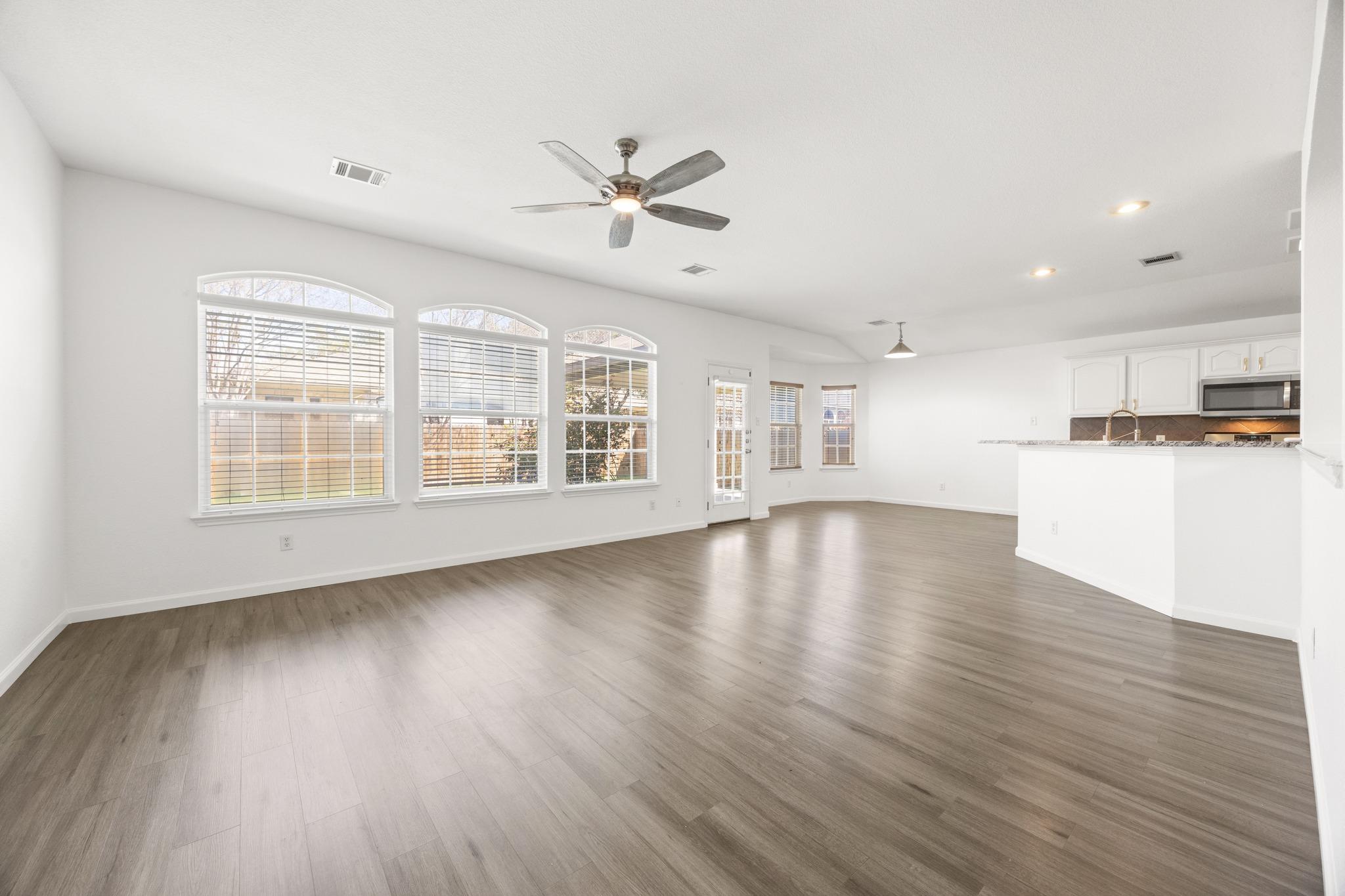 1306 Lou Gehrig Ln, Round Rock, TX 78665