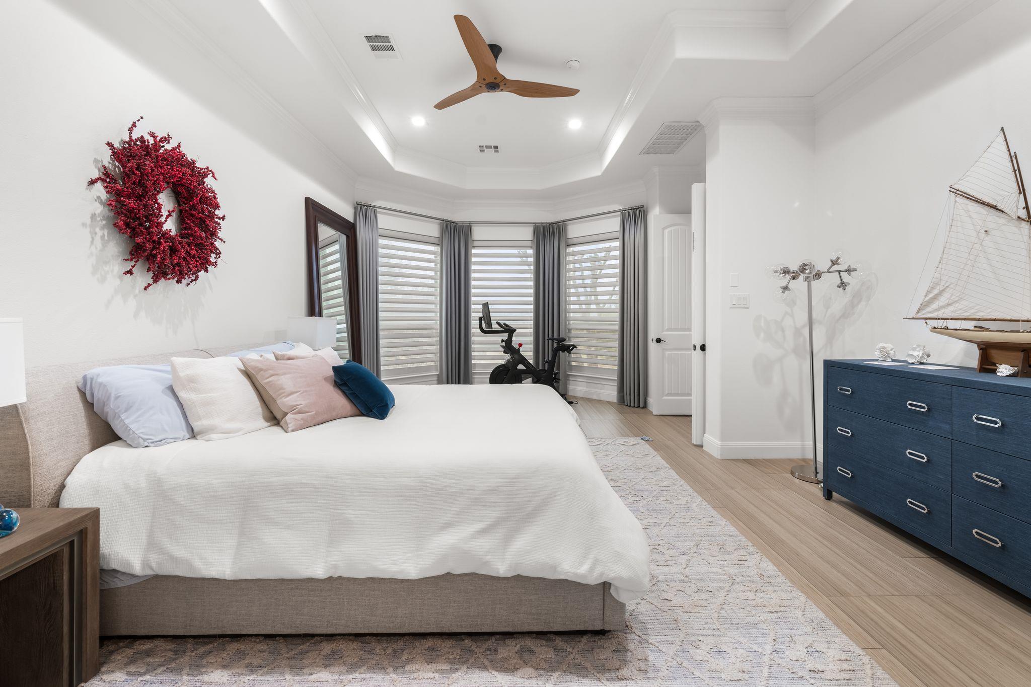 2024 University Club Dr, Austin, TX 78732