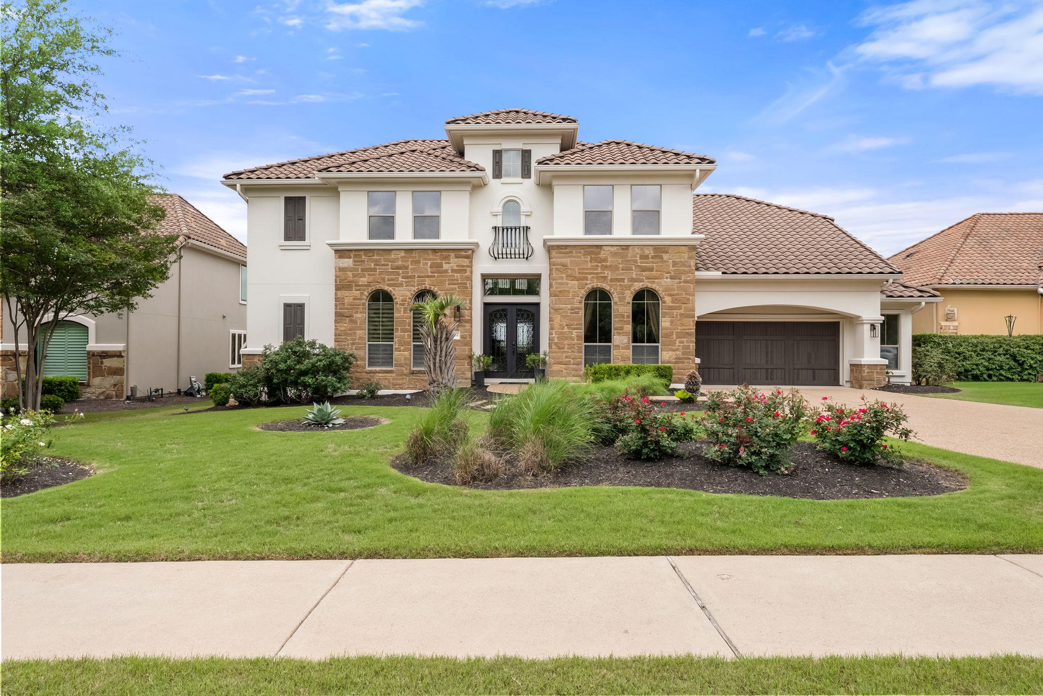 2024 University Club Dr, Austin, TX 78732