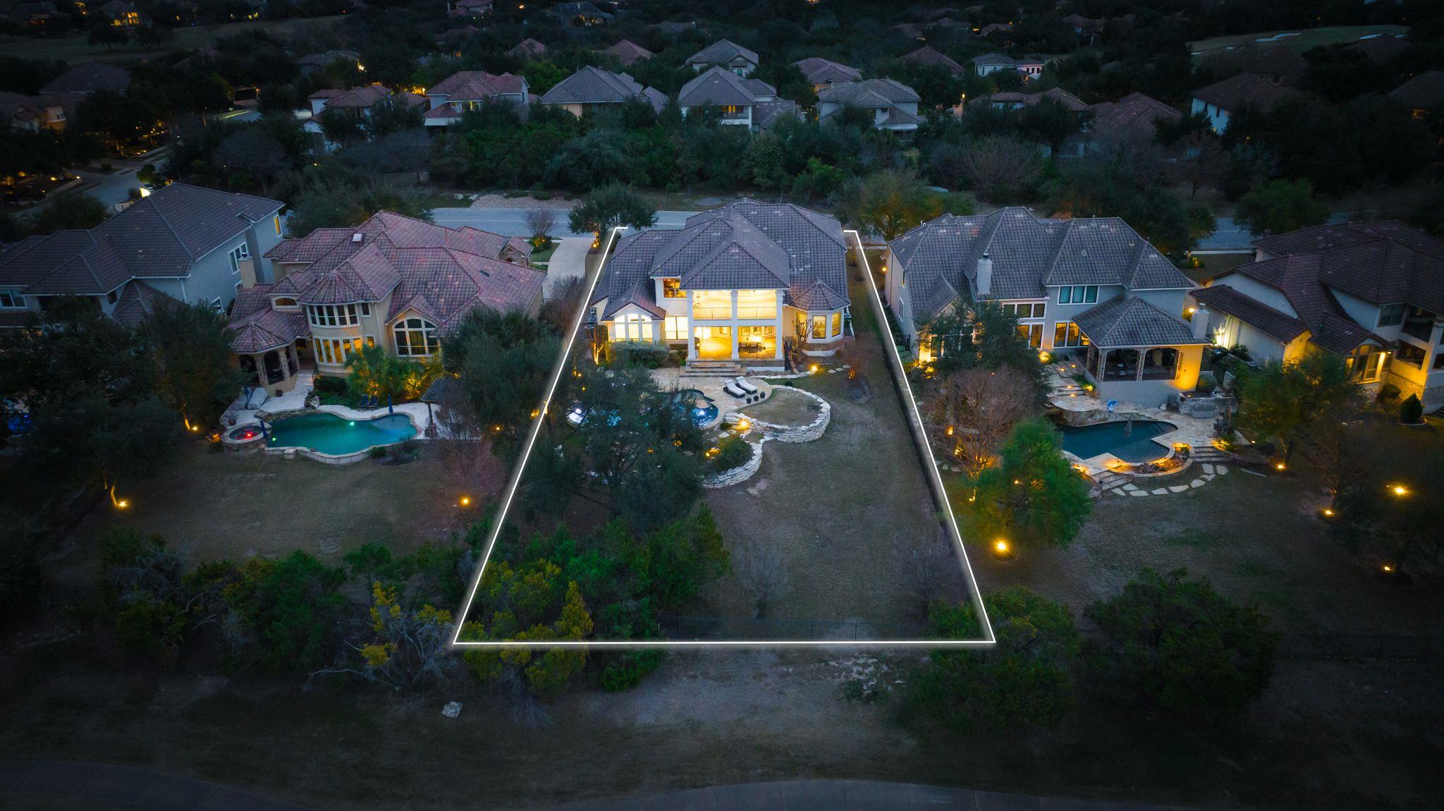 2024 University Club Dr, Austin, TX 78732