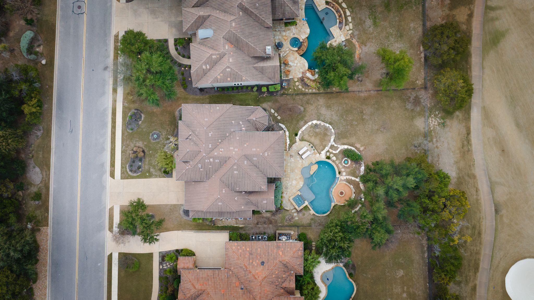 2024 University Club Dr, Austin, TX 78732