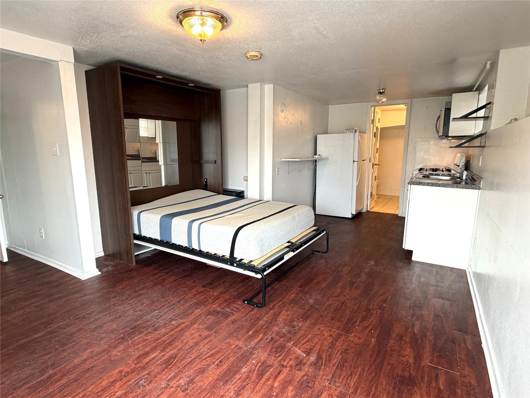 808 Edgecliff Ter # C, Austin, TX 78704