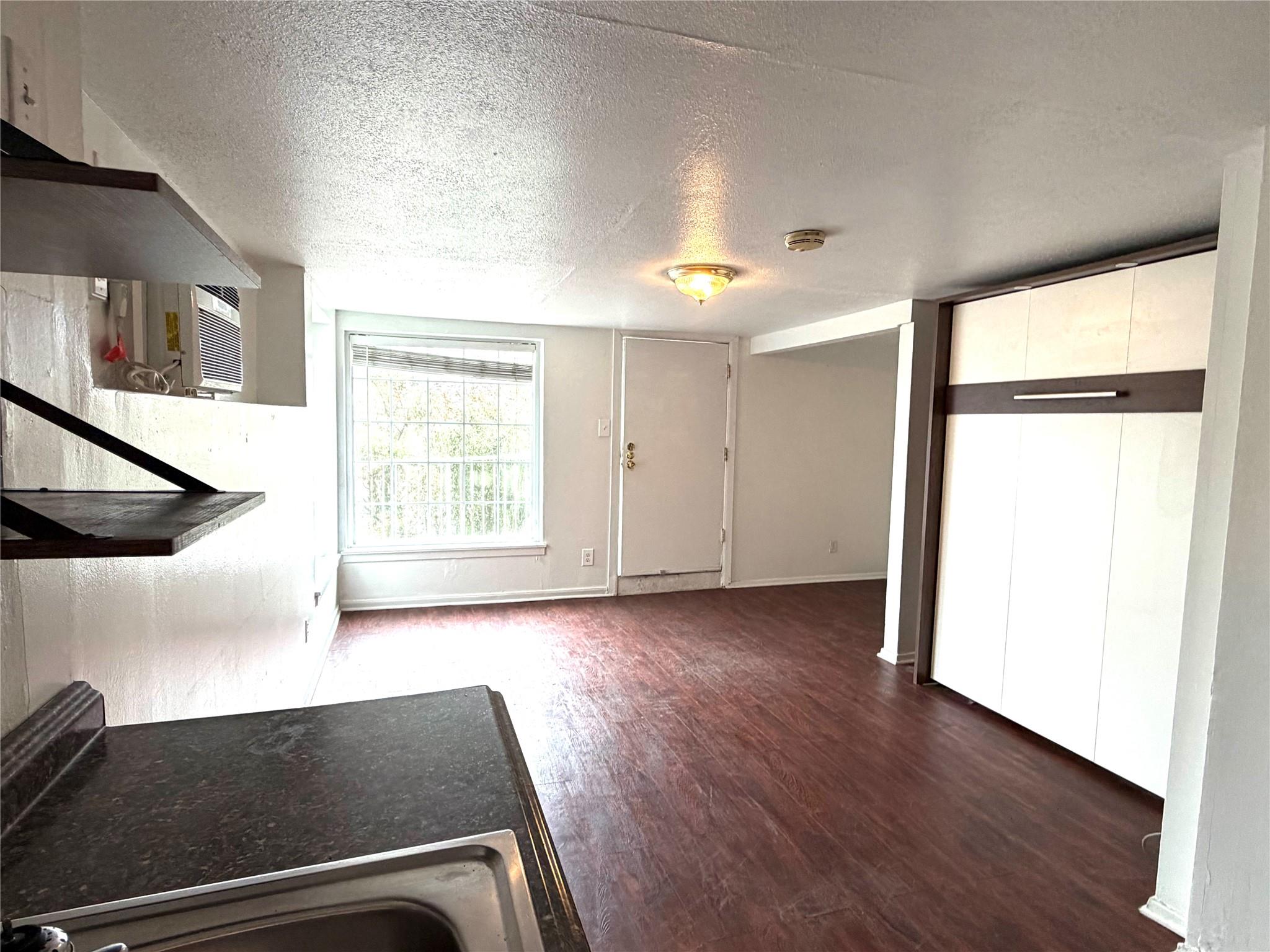 808 Edgecliff Ter # C, Austin, TX 78704