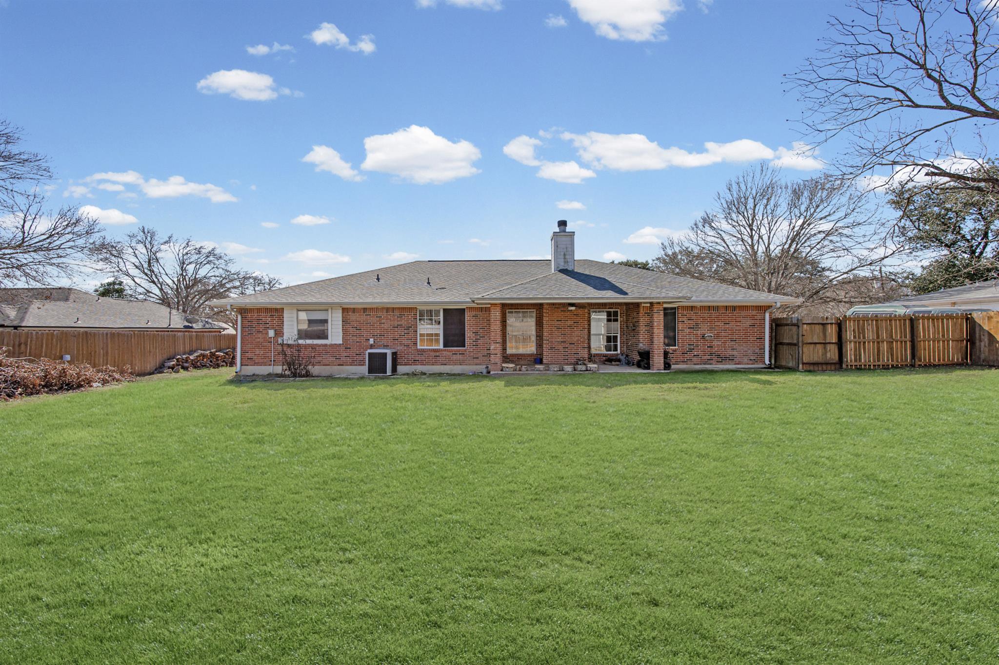 130 Cora St, New Braunfels, TX 78130