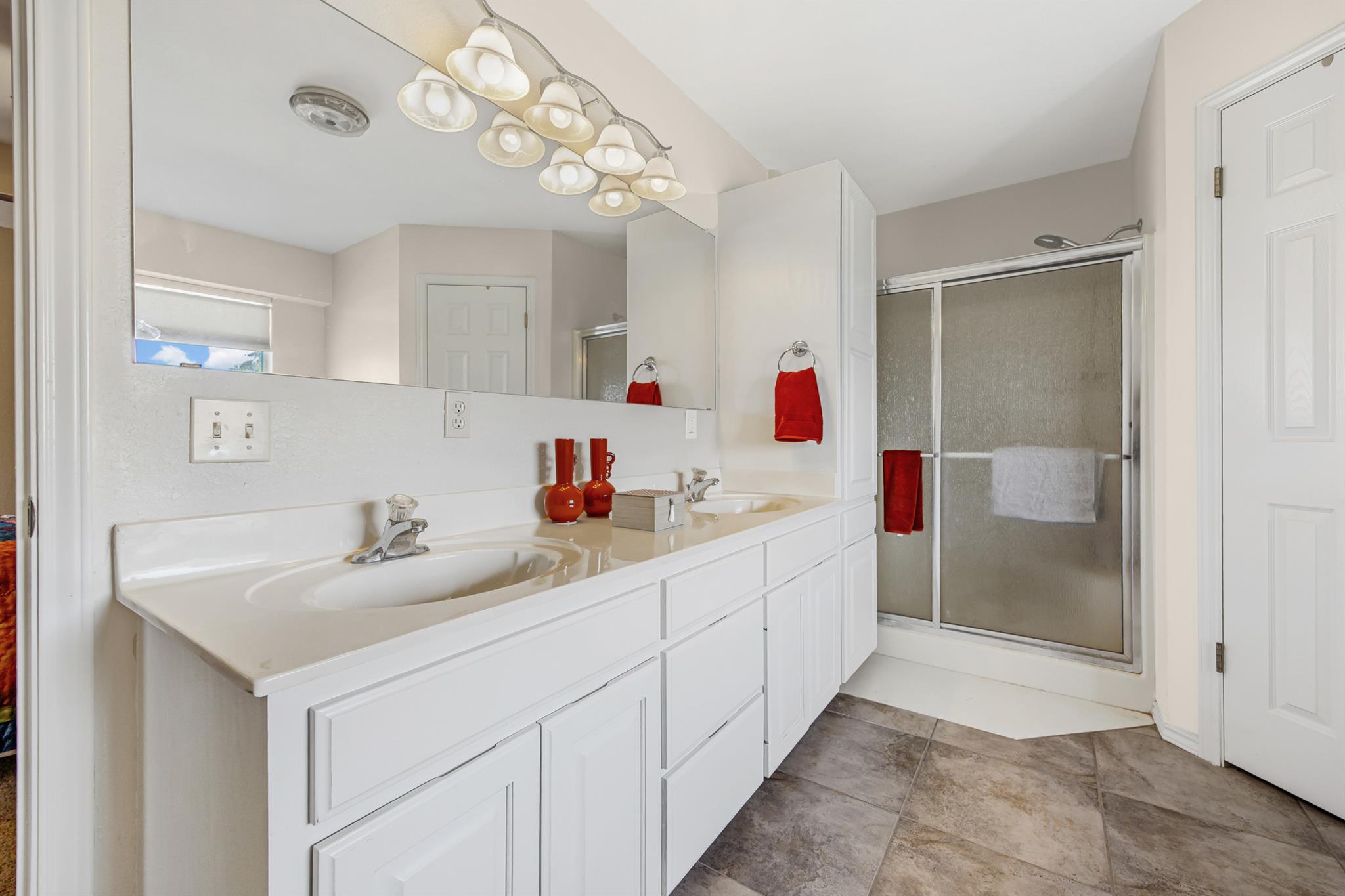 130 Cora St, New Braunfels, TX 78130