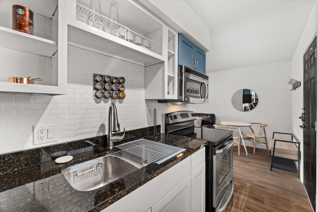 2020 S Congress Ave # 1108, Austin, TX 78704