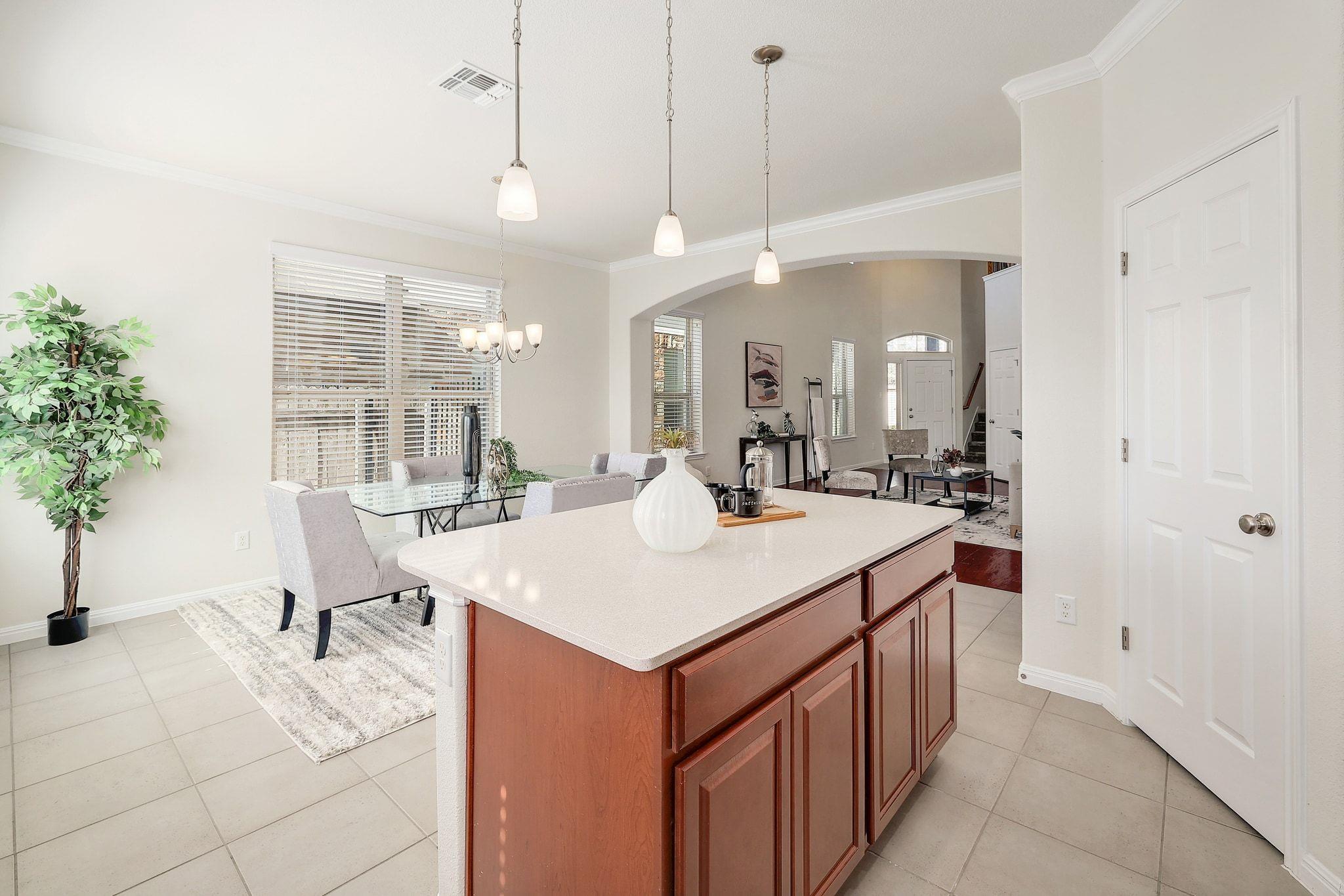 1401 Little Elm Trl # 104, Cedar Park, TX 78613