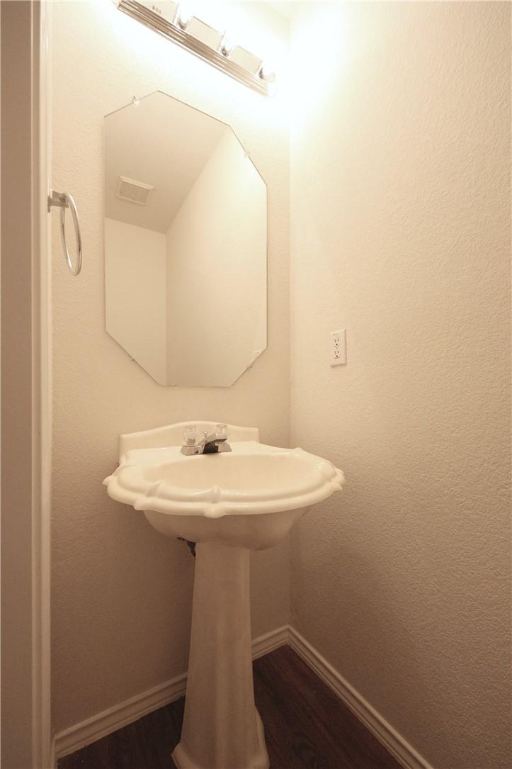 3933 Upper Passage Ln, Round Rock, TX 78681