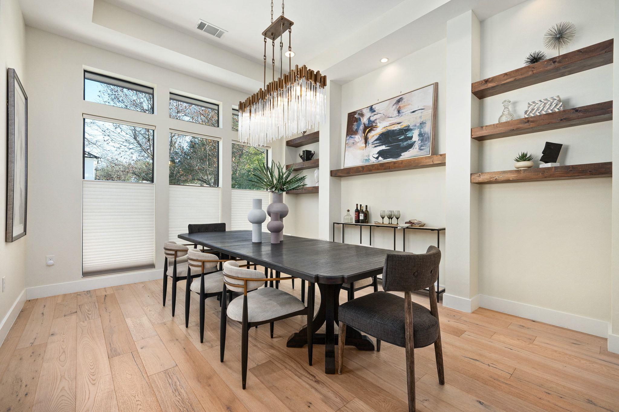 6104 Cary Dr, Austin, TX 78757