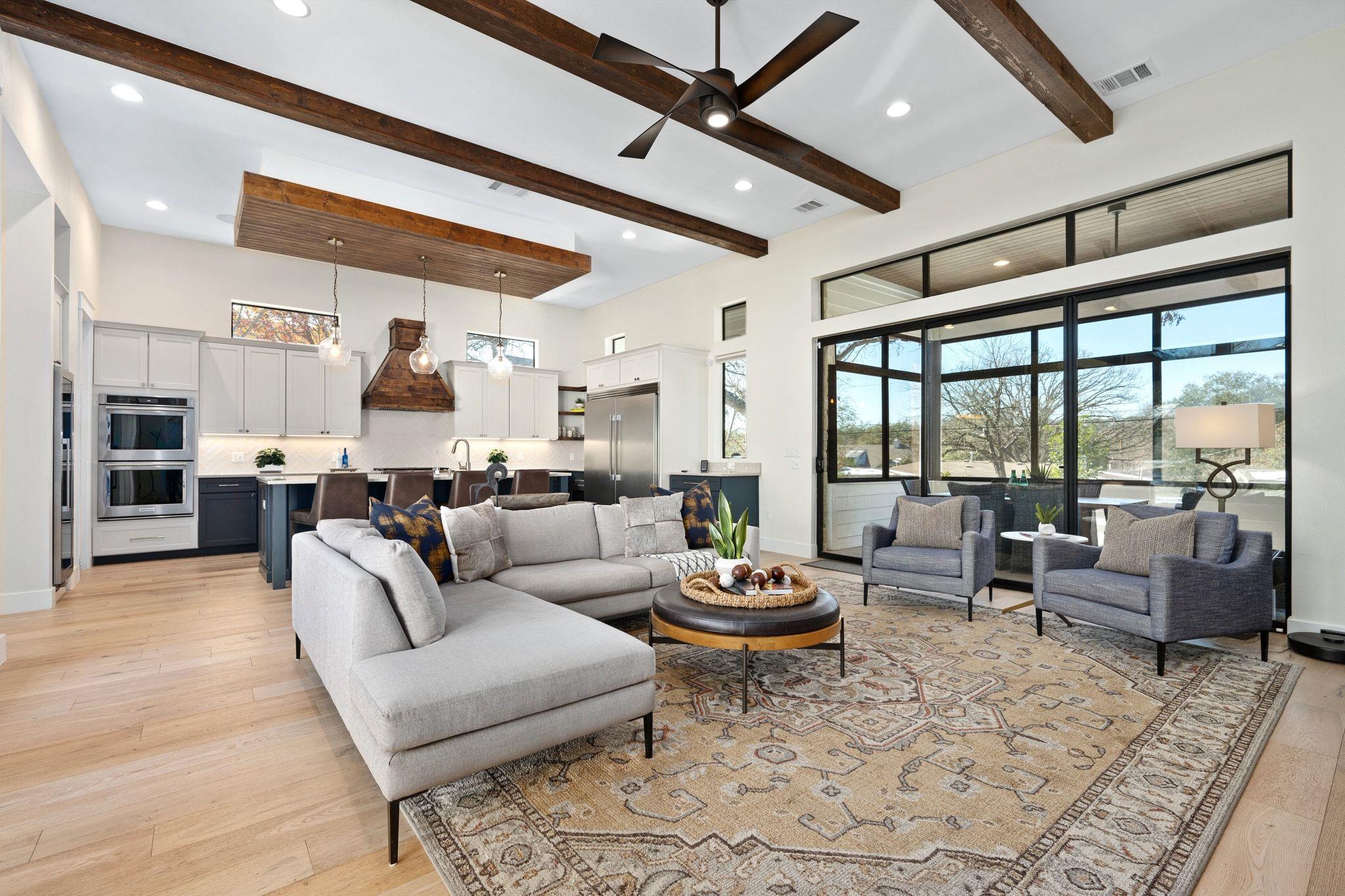 6104 Cary Dr, Austin, TX 78757