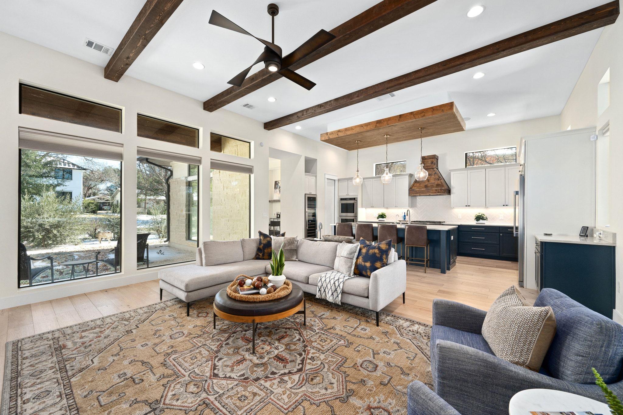 6104 Cary Dr, Austin, TX 78757