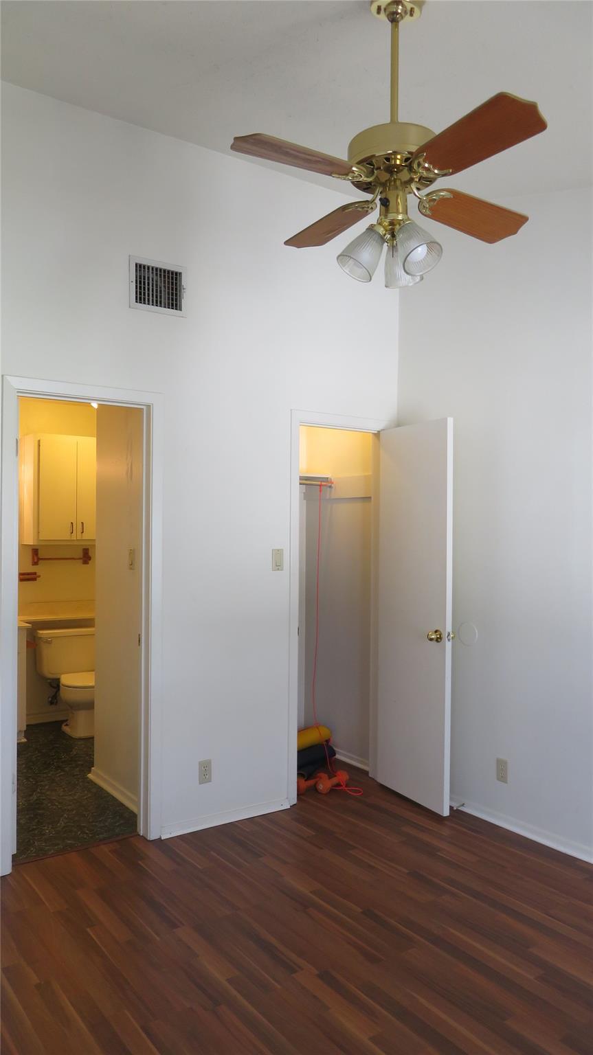 106 E 30th St # 306, Austin, TX 78705