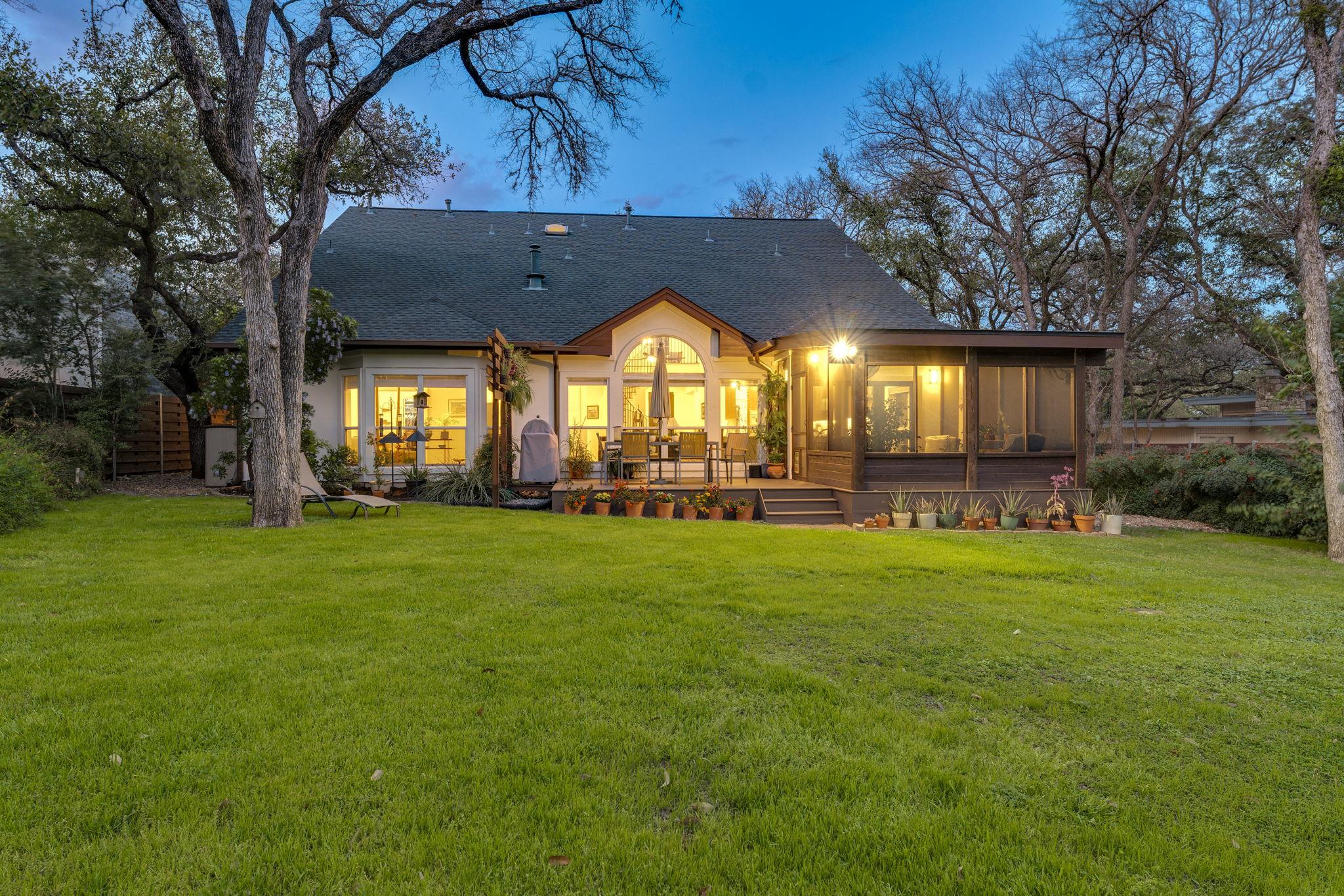 109 W Spring Dr, West Lake Hills, TX 78746