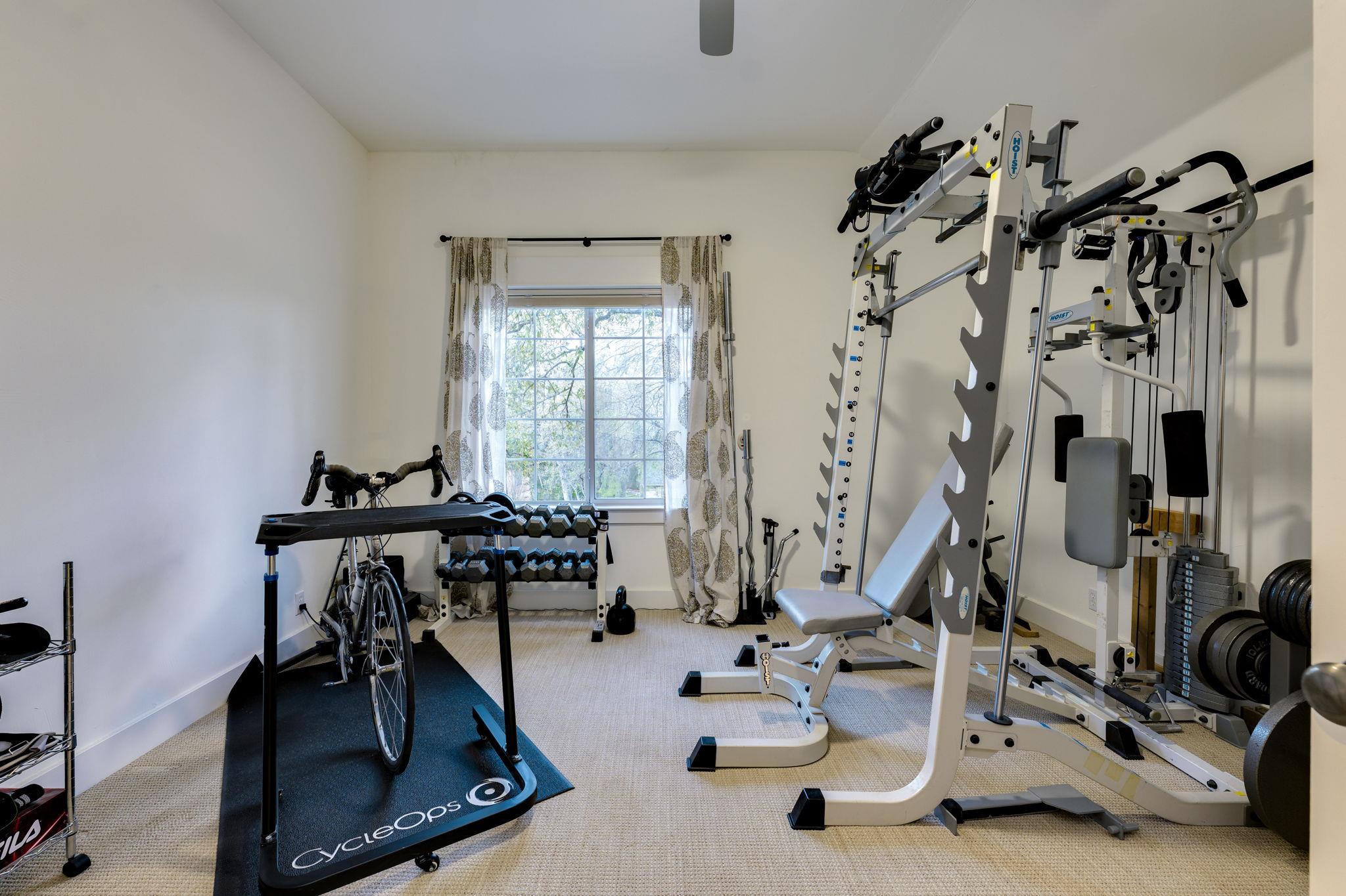 109 W Spring Dr, West Lake Hills, TX 78746