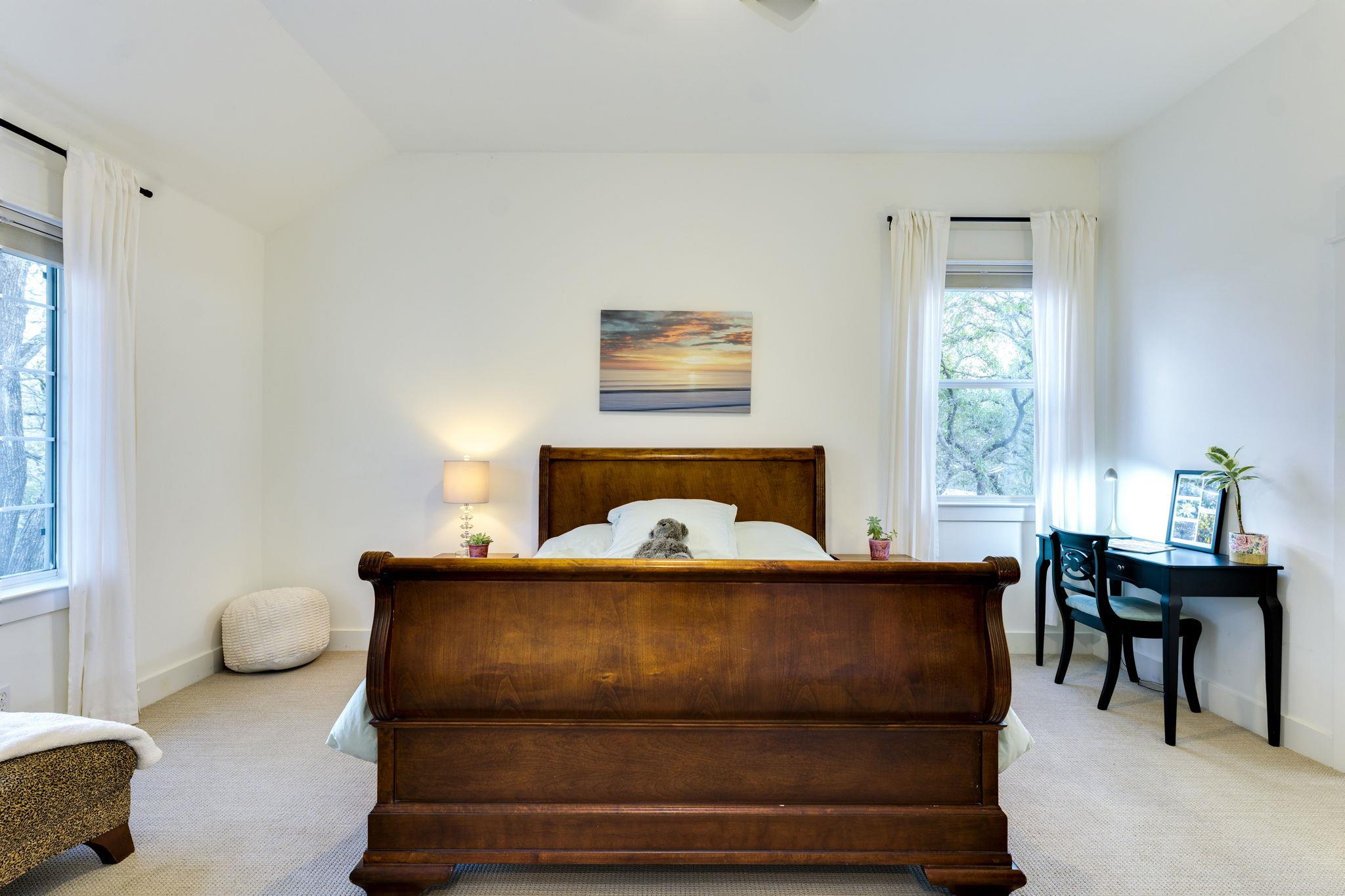 109 W Spring Dr, West Lake Hills, TX 78746