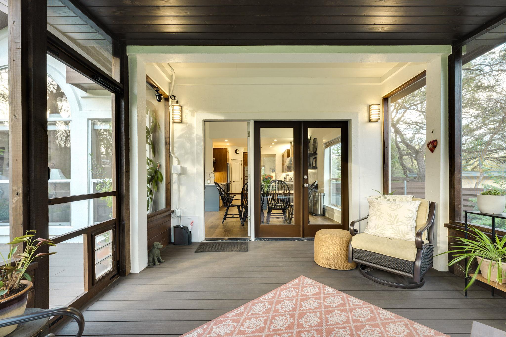 109 W Spring Dr, West Lake Hills, TX 78746