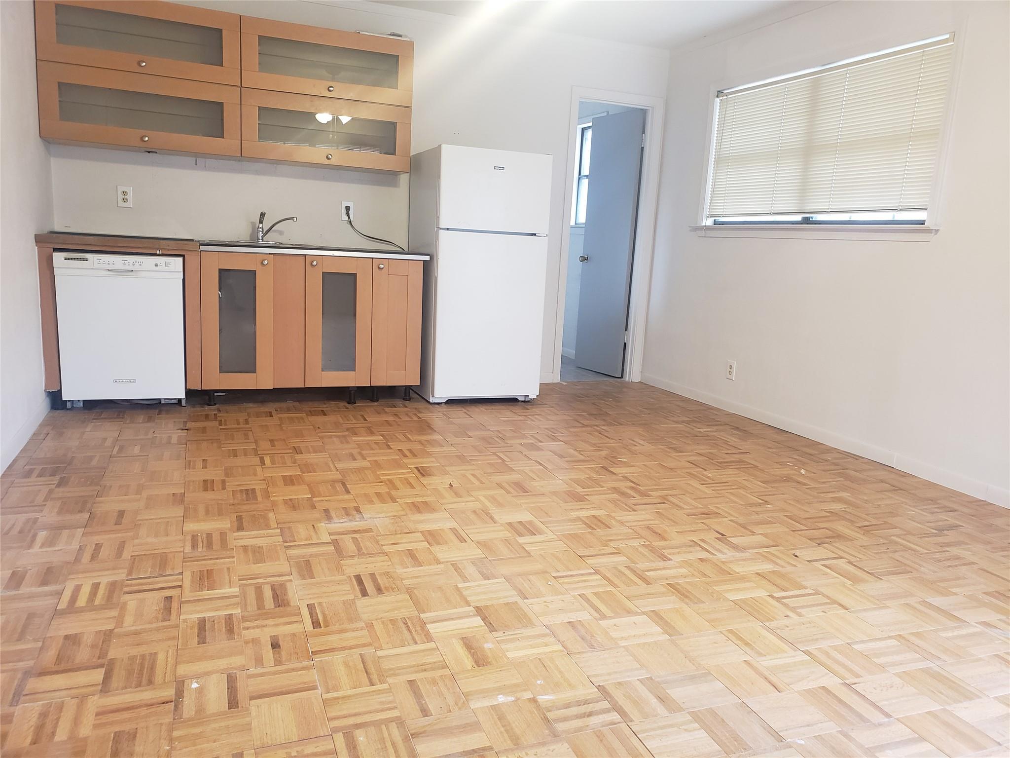 609 Bissonet Ln # B, Austin, TX 78752