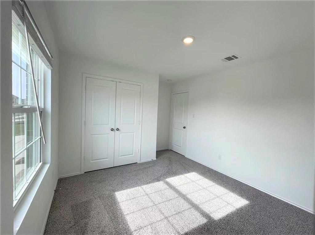 409 Bluejack Way, Hutto, TX 78634