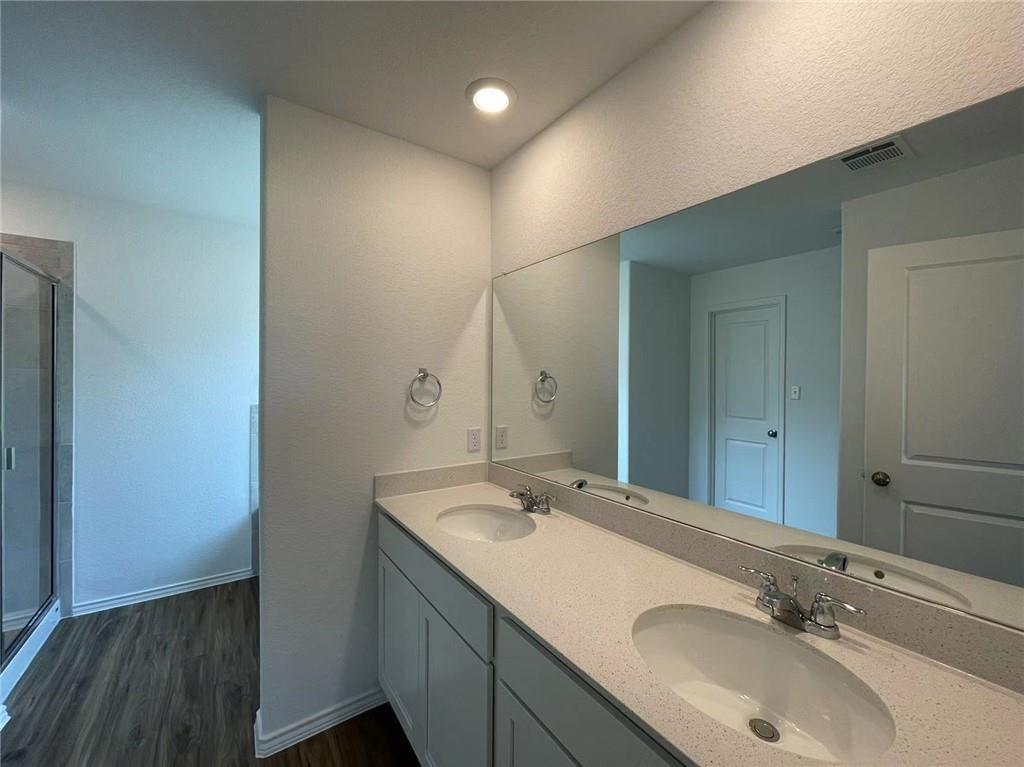 409 Bluejack Way, Hutto, TX 78634