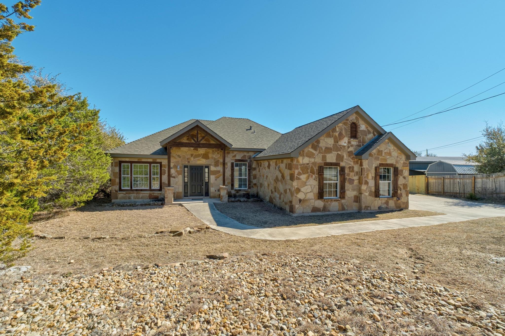 710 Deer Creek Cir, Dripping Springs, TX 78620