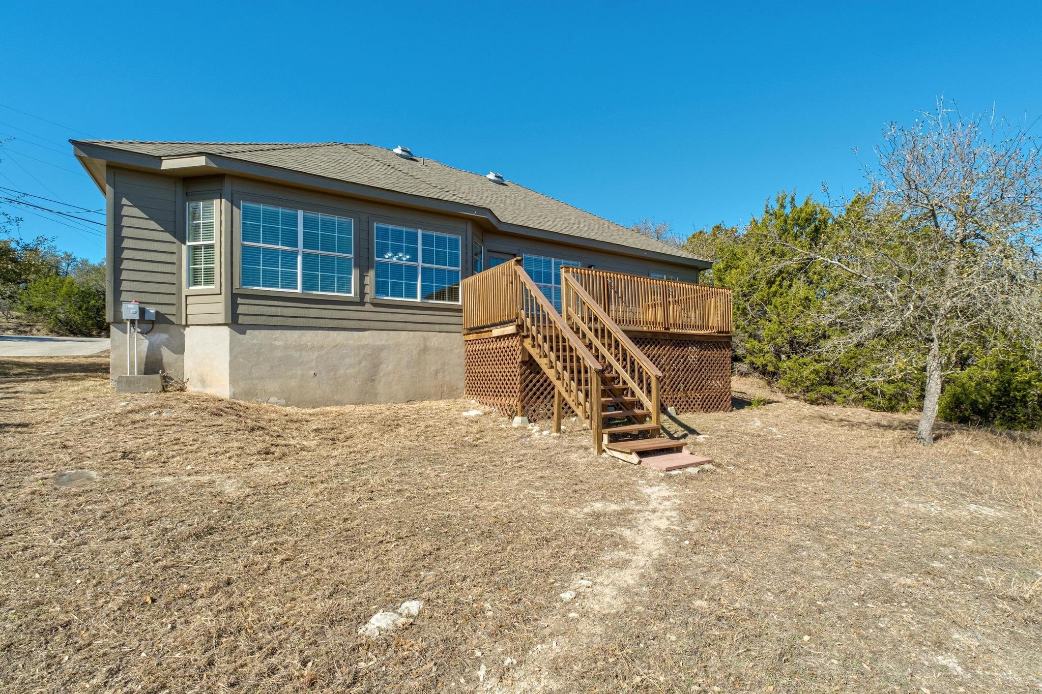 710 Deer Creek Cir, Dripping Springs, TX 78620