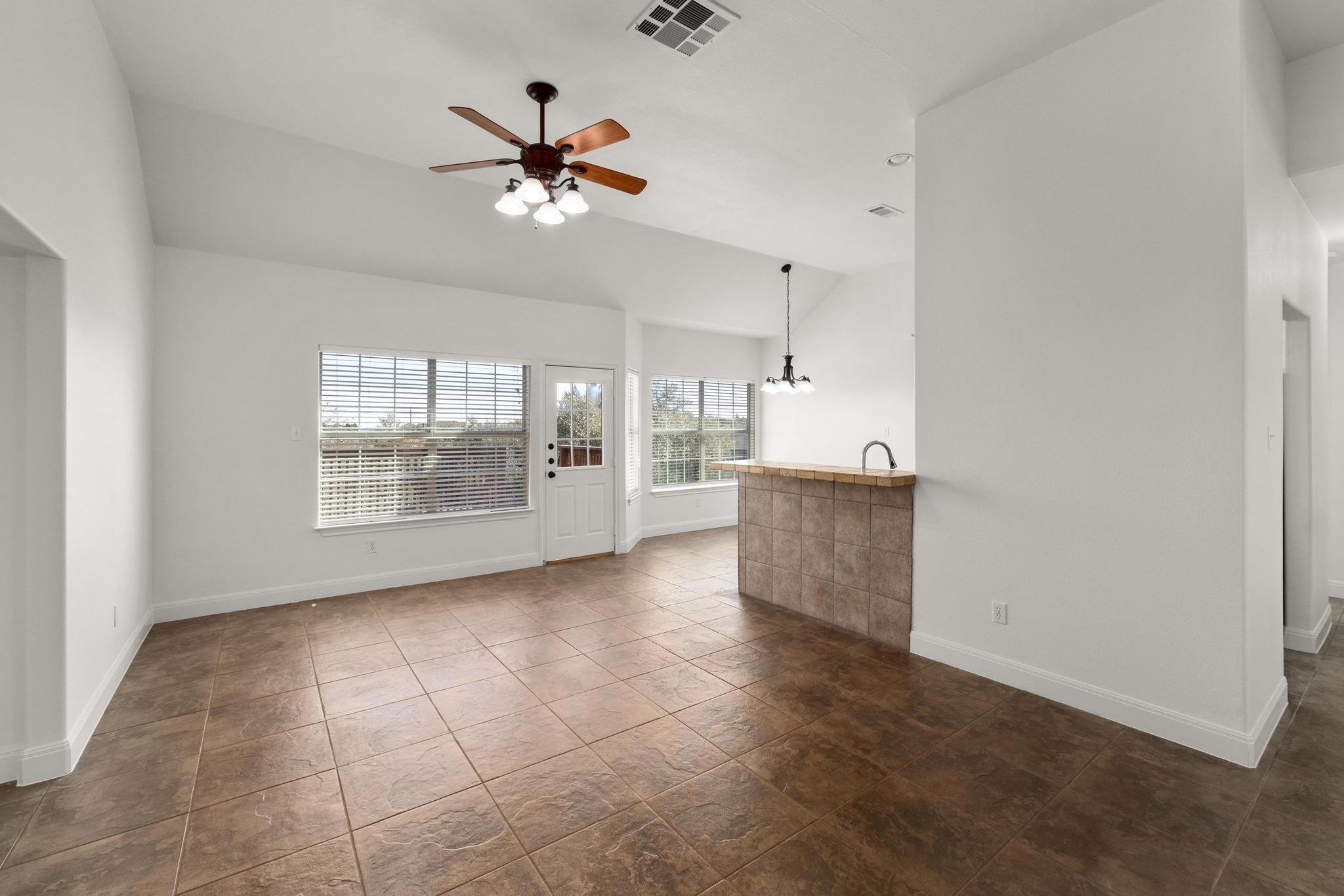 710 Deer Creek Cir, Dripping Springs, TX 78620