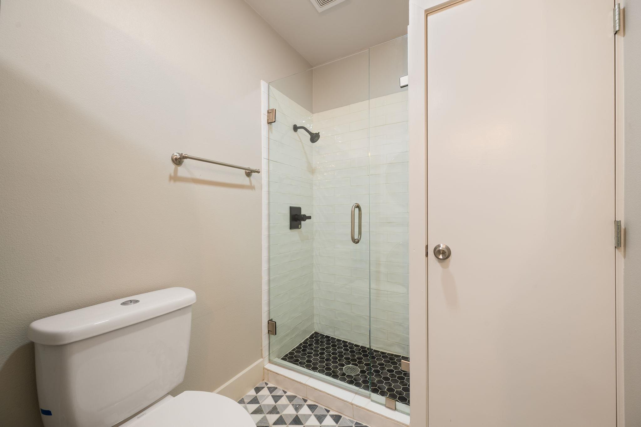 3015 Burning Oak Dr # 2, Austin, TX 78704