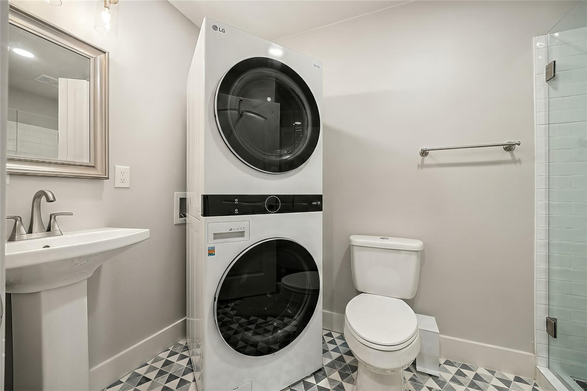 3015 Burning Oak Dr # 2, Austin, TX 78704