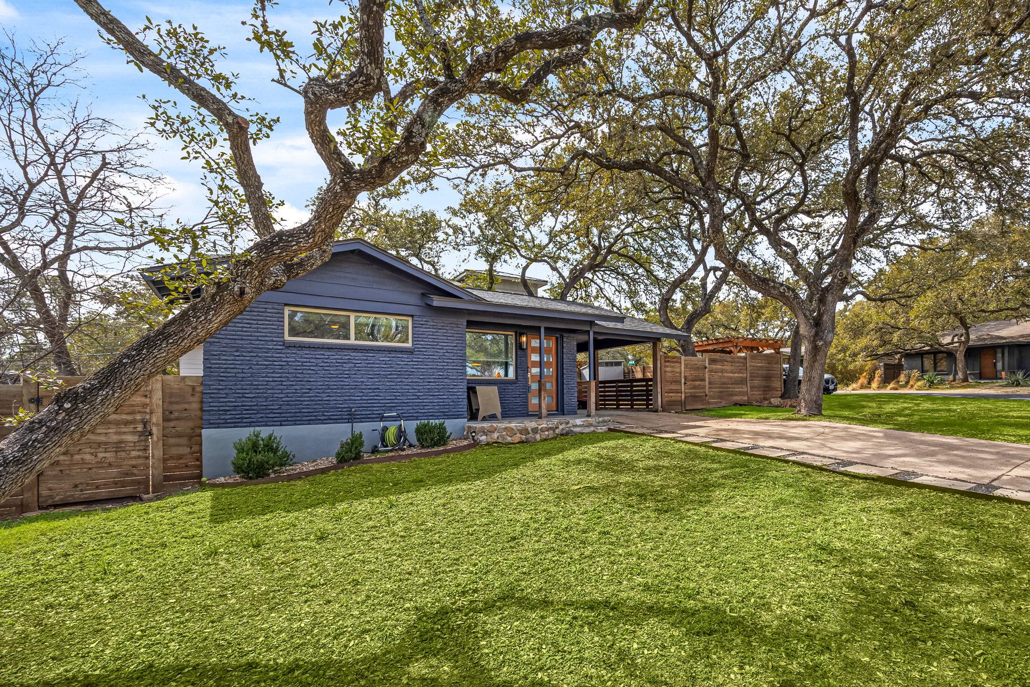 3015 Burning Oak Dr # 2, Austin, TX 78704