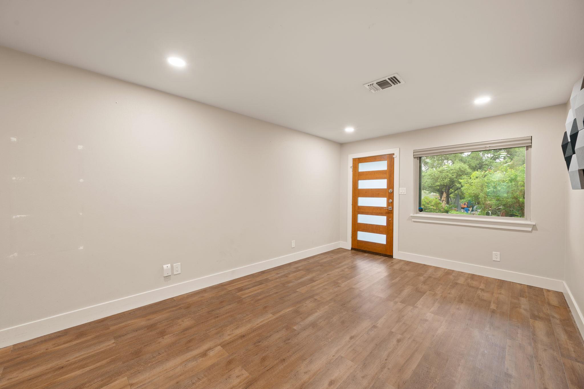 3015 Burning Oak Dr # 2, Austin, TX 78704