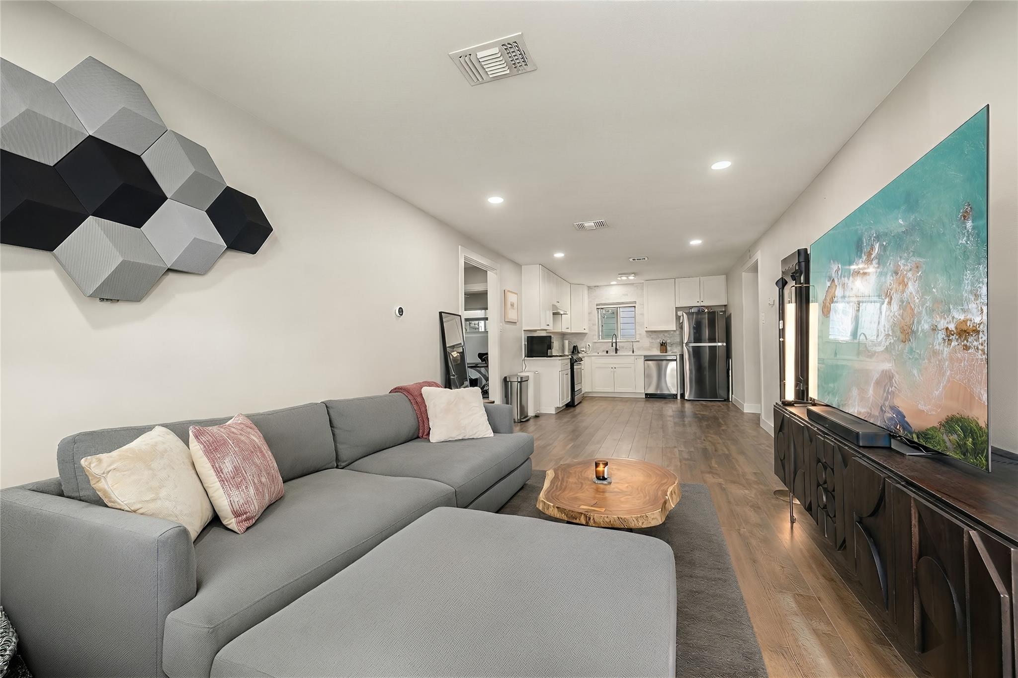 3015 Burning Oak Dr # 2, Austin, TX 78704