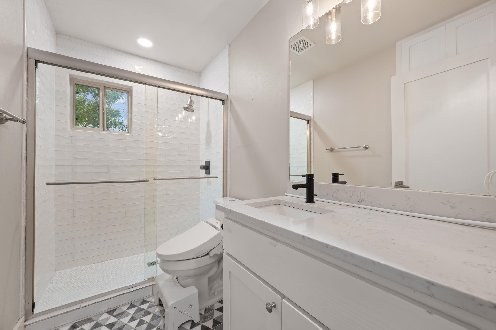 3015 Burning Oak Dr # 2, Austin, TX 78704