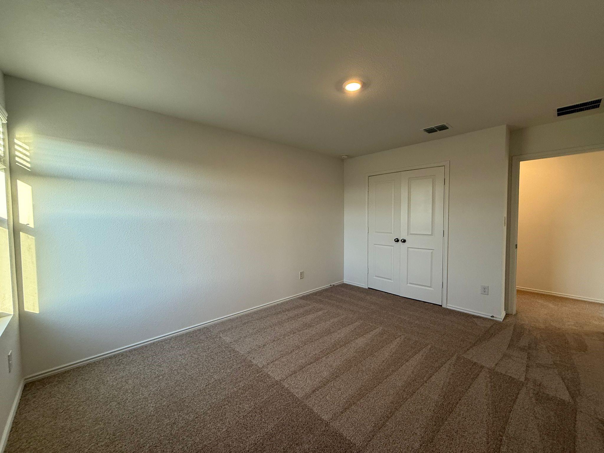 499 Avre Loop, Kyle, TX 78640