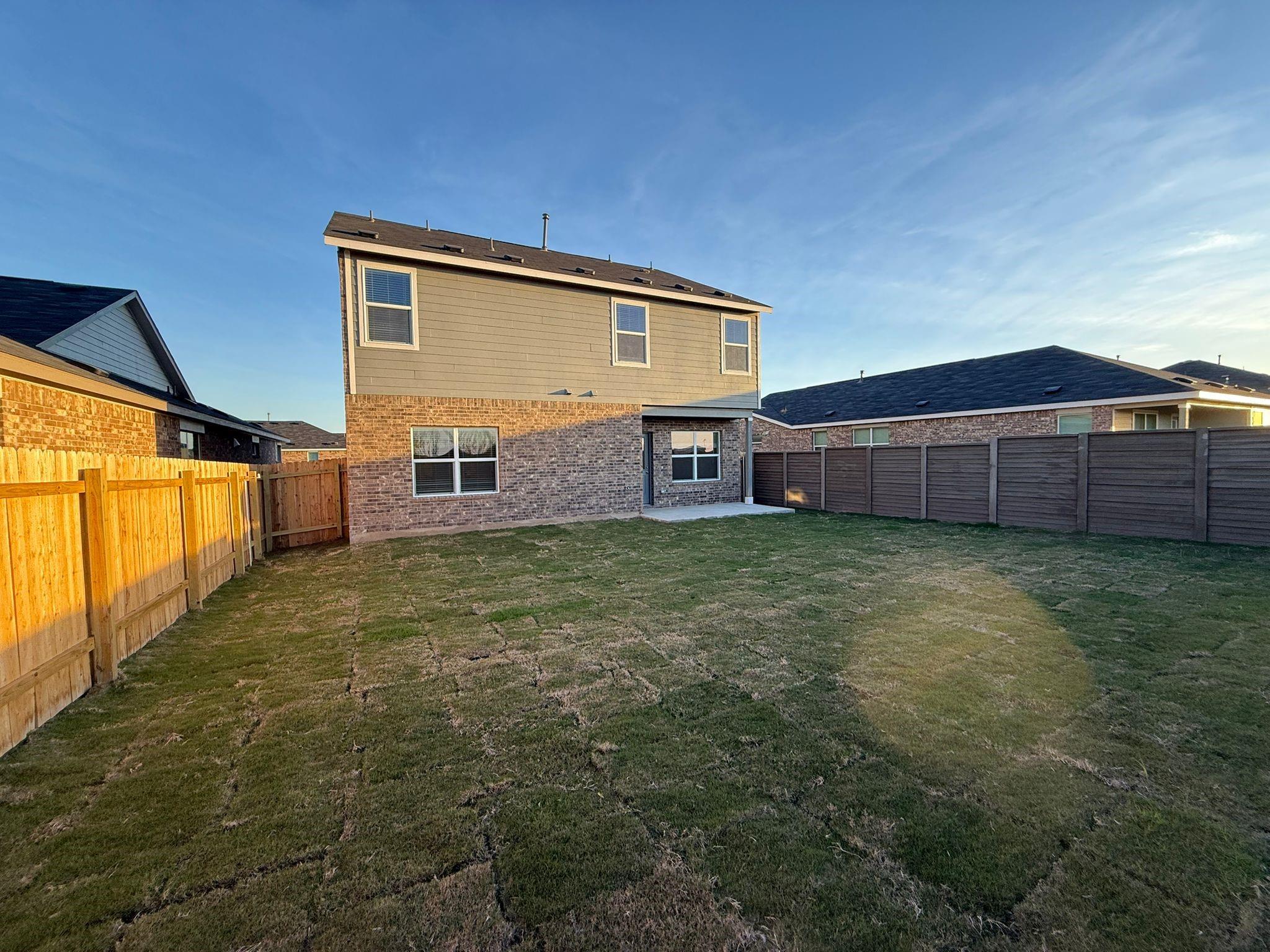 499 Avre Loop, Kyle, TX 78640