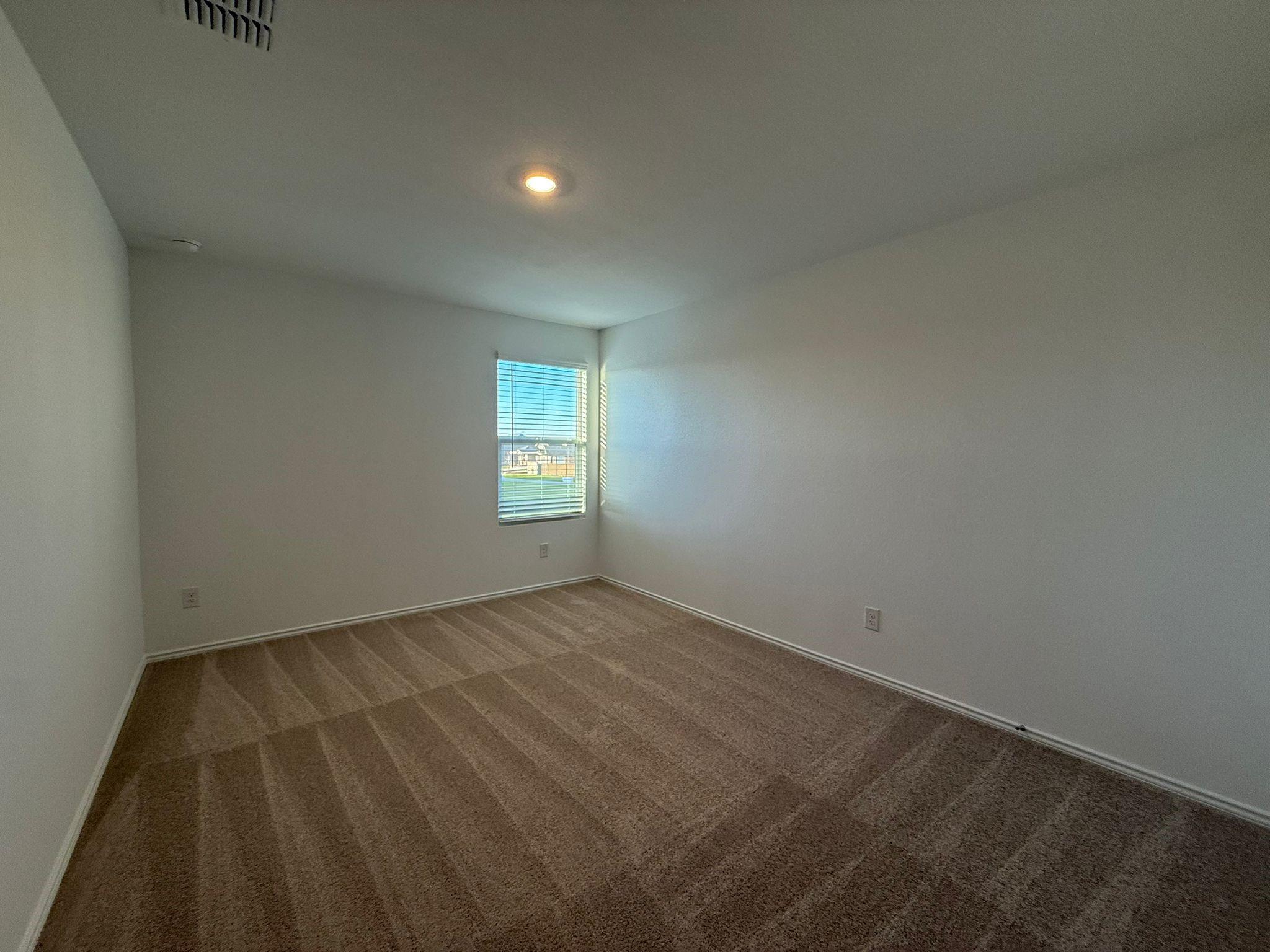 499 Avre Loop, Kyle, TX 78640