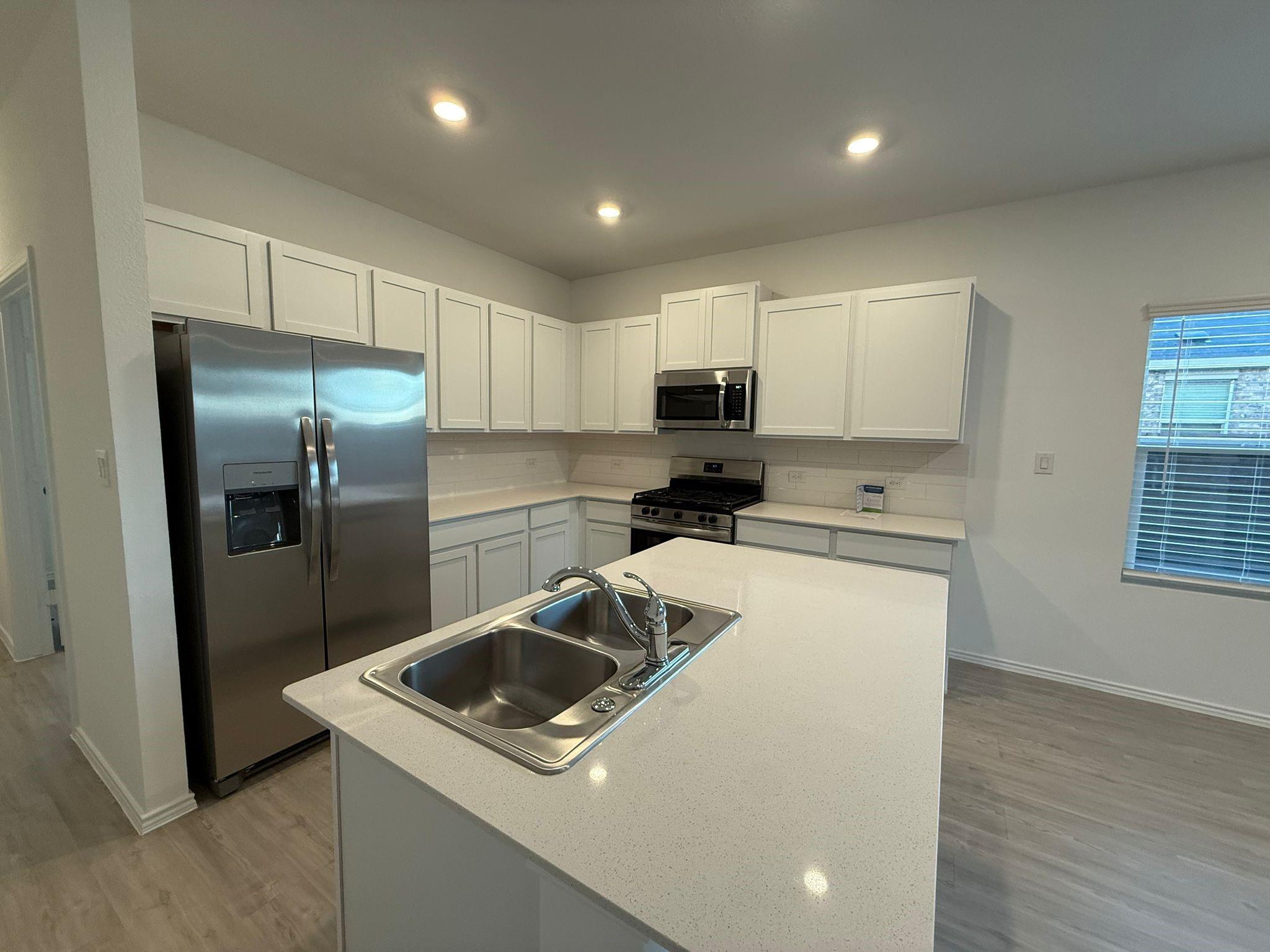 499 Avre Loop, Kyle, TX 78640